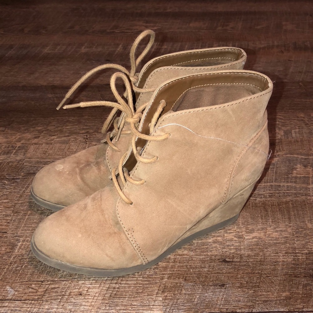 Ankle boots